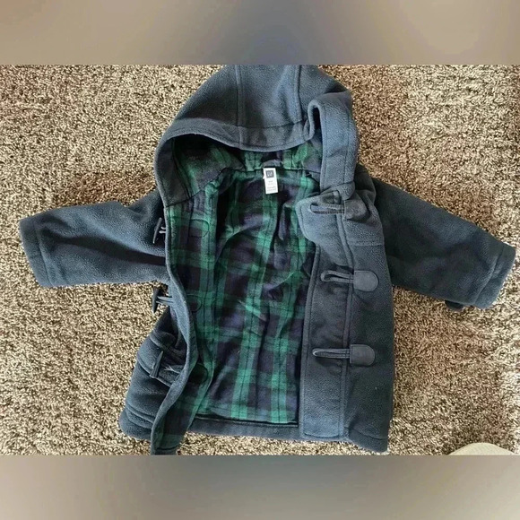 GAP 18-24 month navy coat with buttons and green plaid interior - Picture 2 of 4